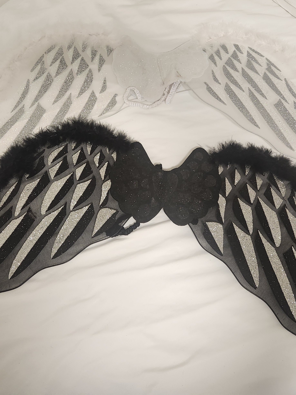 Black An Whitw Feather Trim Glitter Angel Wings - Women's Costumes